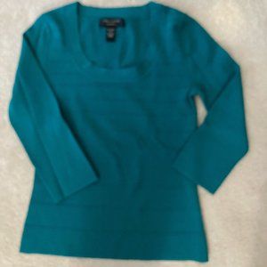 teal crewneck top